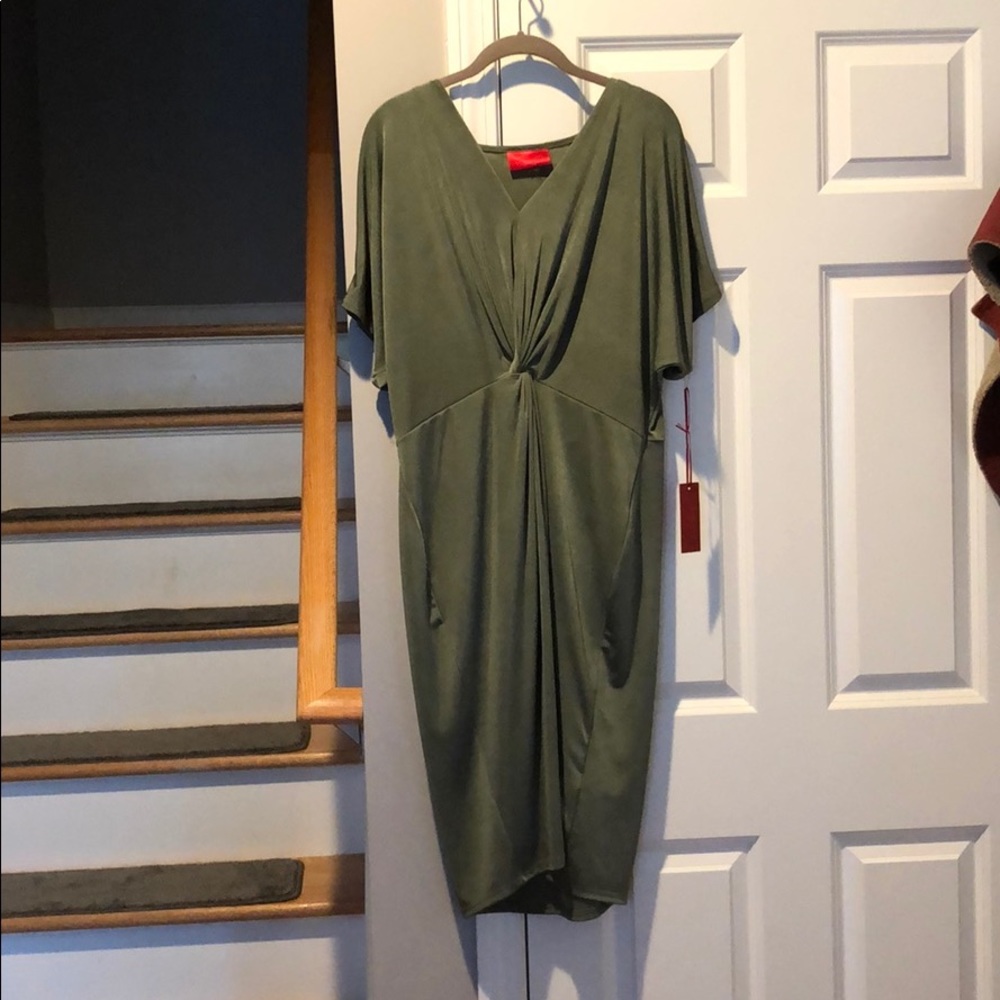 Jennifer Lopez green dress